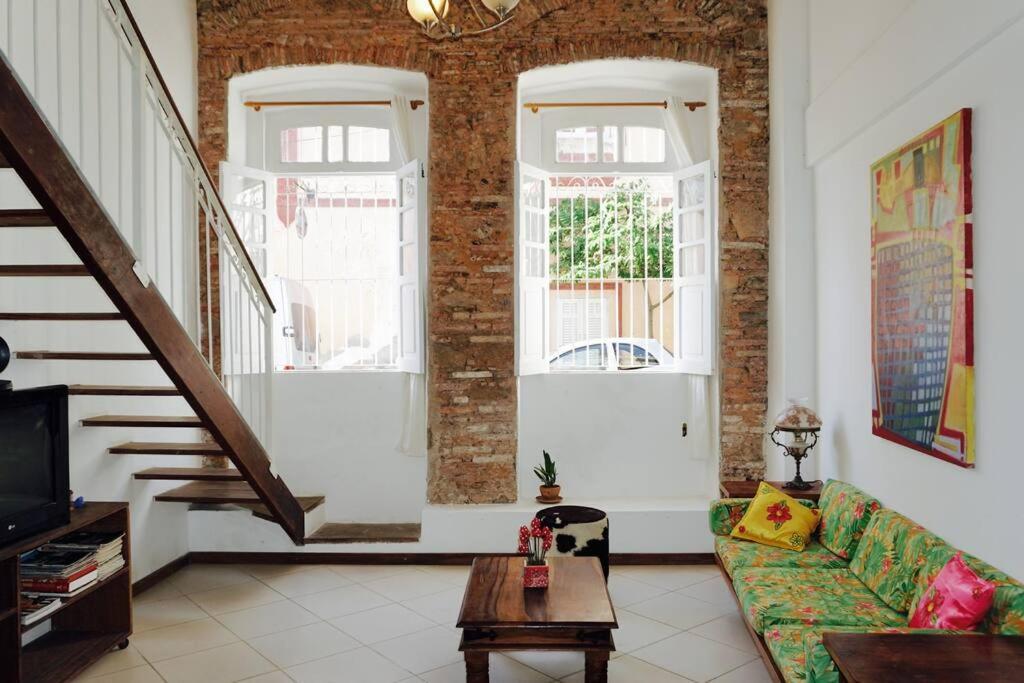 Loft Santo Antonio Alem Do Carmo 公寓 *